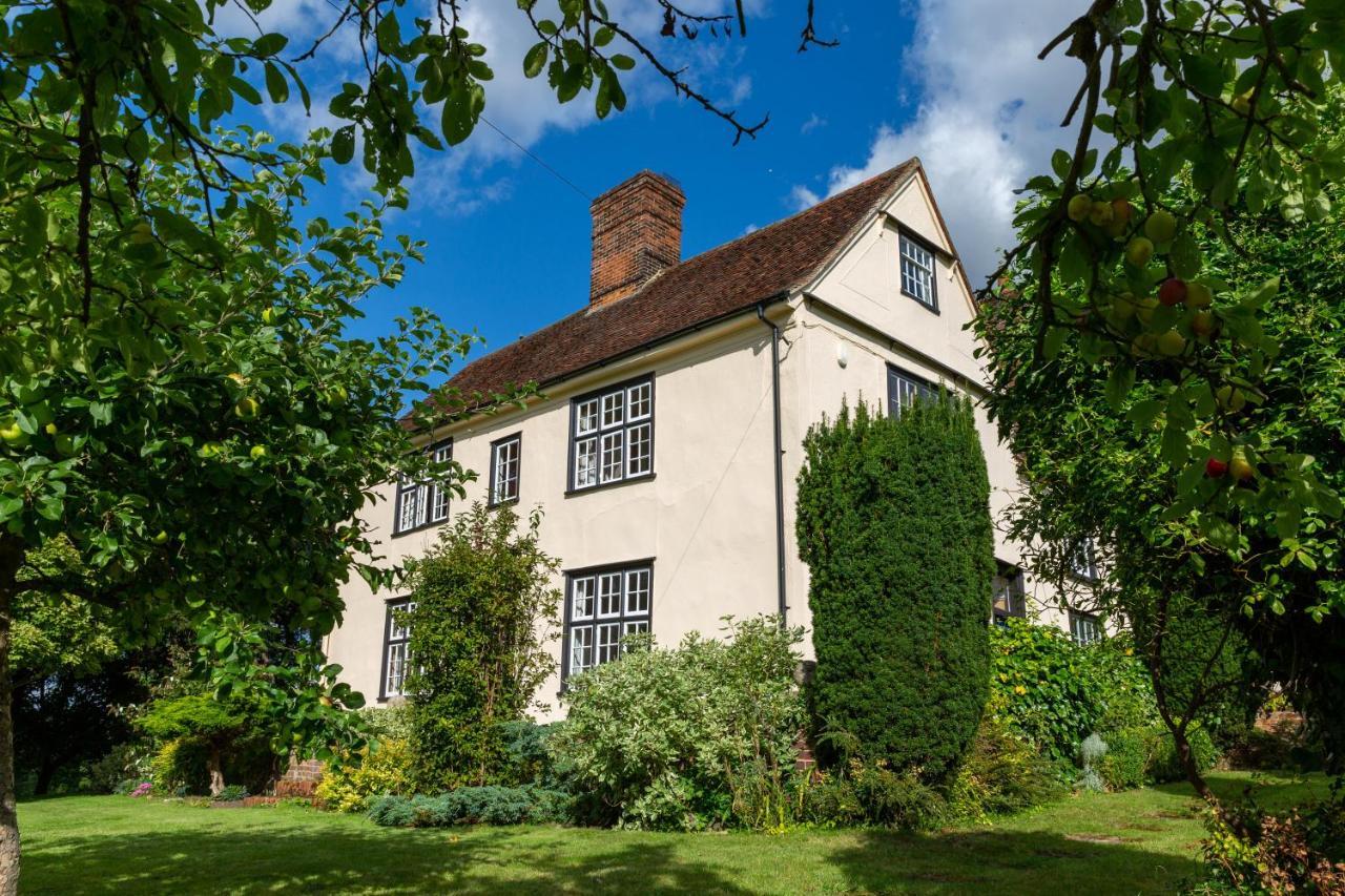 Pounce Hall -Stunning Historic Home In Rural Essex Saffron Walden Exterior photo