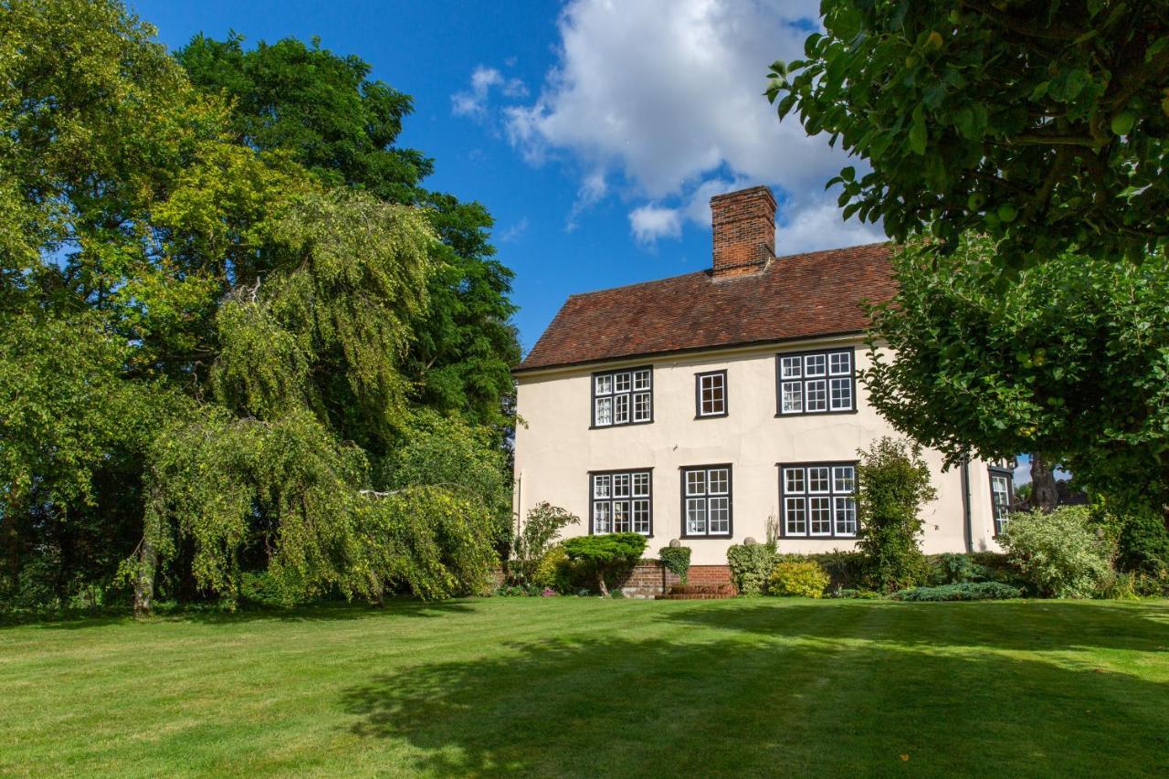 Pounce Hall -Stunning Historic Home In Rural Essex Saffron Walden Exterior photo