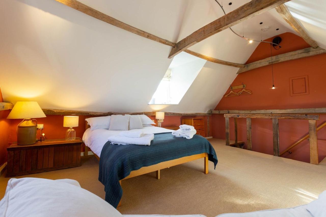Pounce Hall -Stunning Historic Home In Rural Essex Saffron Walden Exterior photo